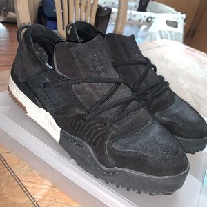 AW BBall low top Adidas Sneaker Sz. 11